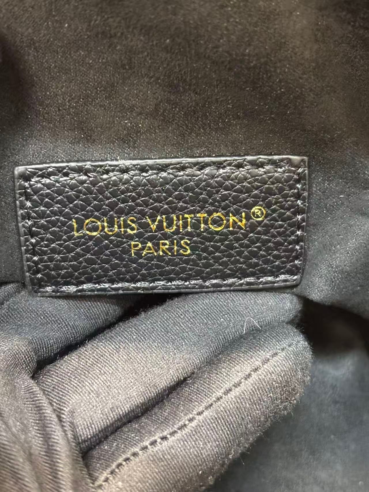 L0vis Vvtt0n Anytime Flap Bag Black For Women 11.6in/29.5cm M14604