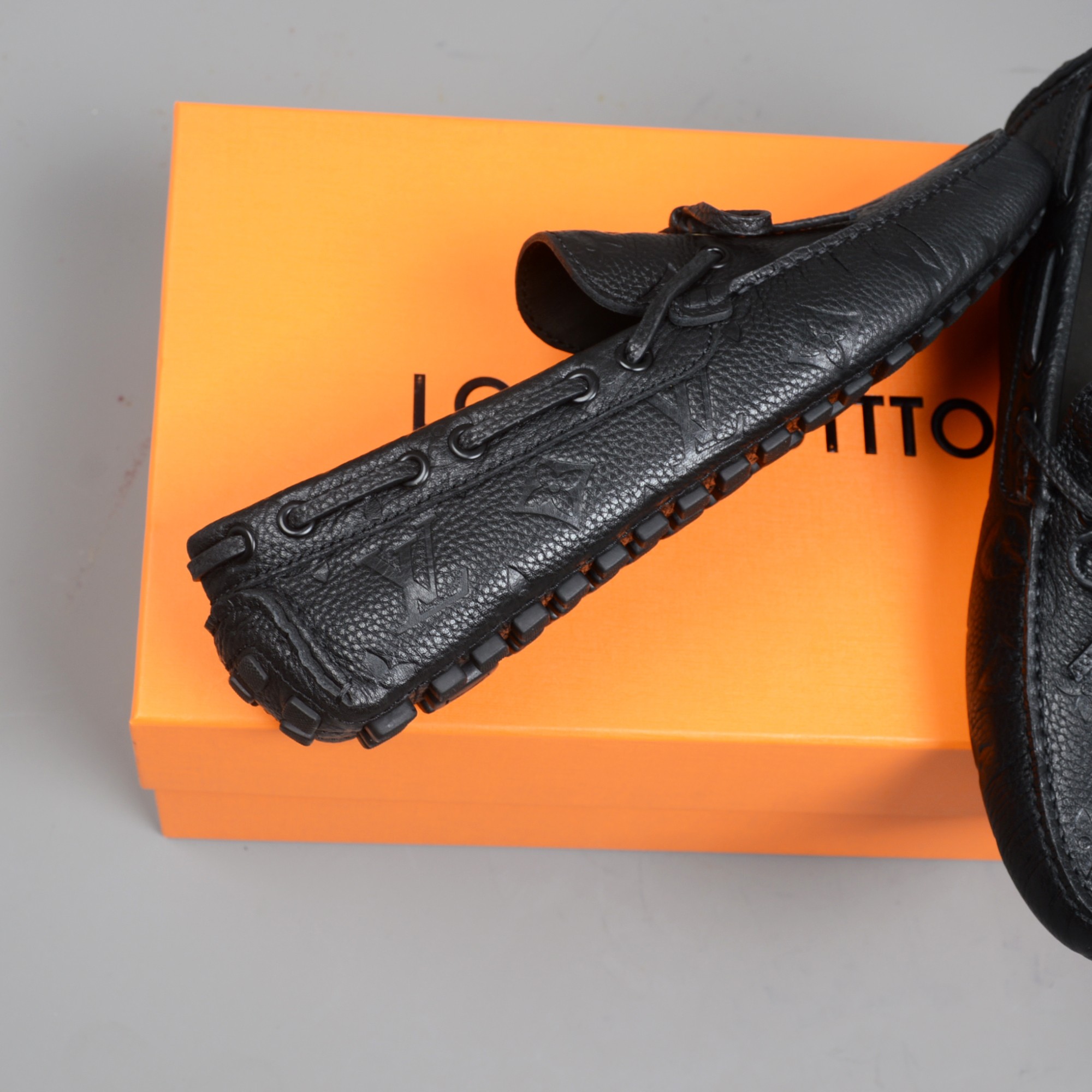 L0vis Vvtt0n Driver Moccasin Black Virgil Abloh For Men LV