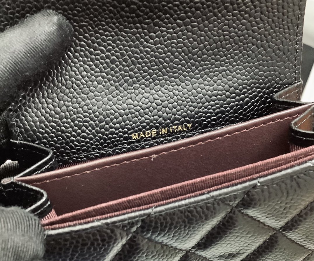 Ch**el CO-CO Classic Card Holder Black Gold Hardware For Women 11cm/4.4in