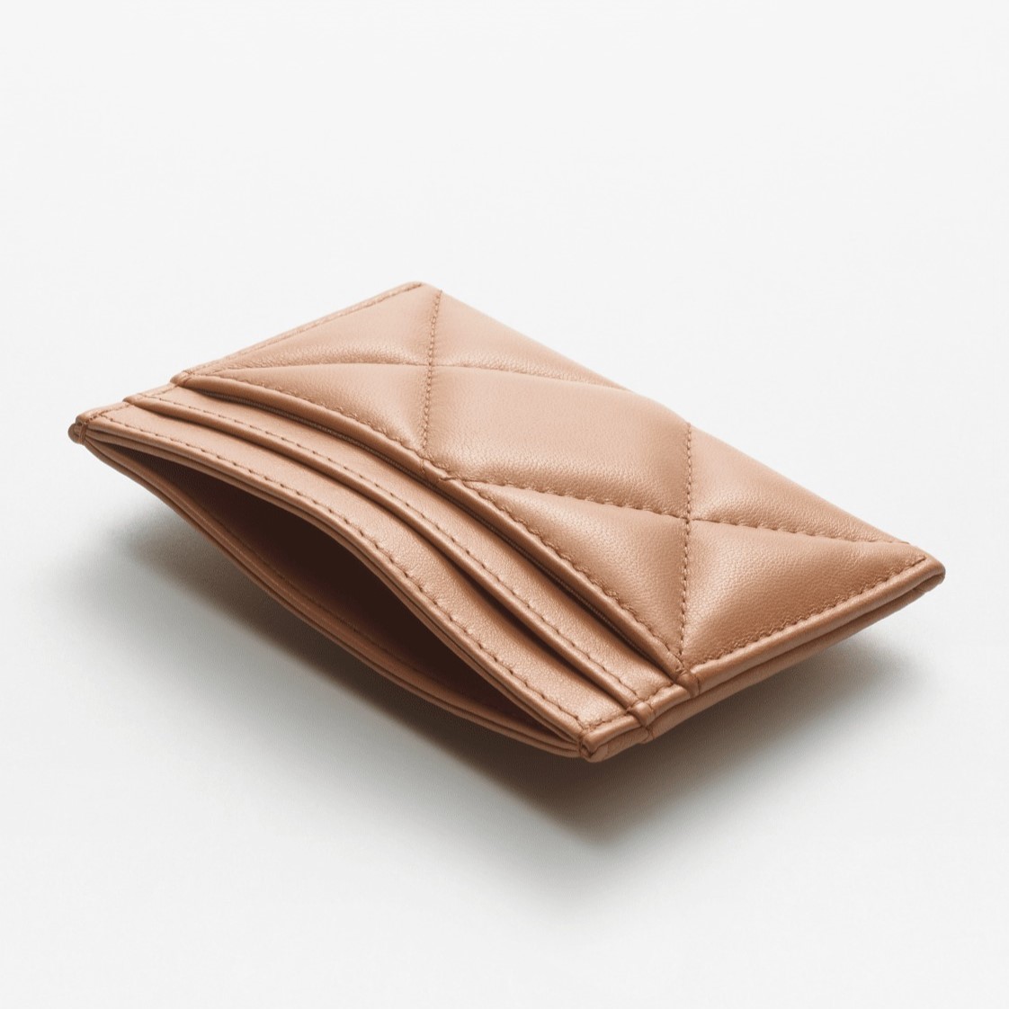 Ch**el 19 Card Holder Dark Beige For Women 4.4in/11.2cm AP1167 B04852 NZG77