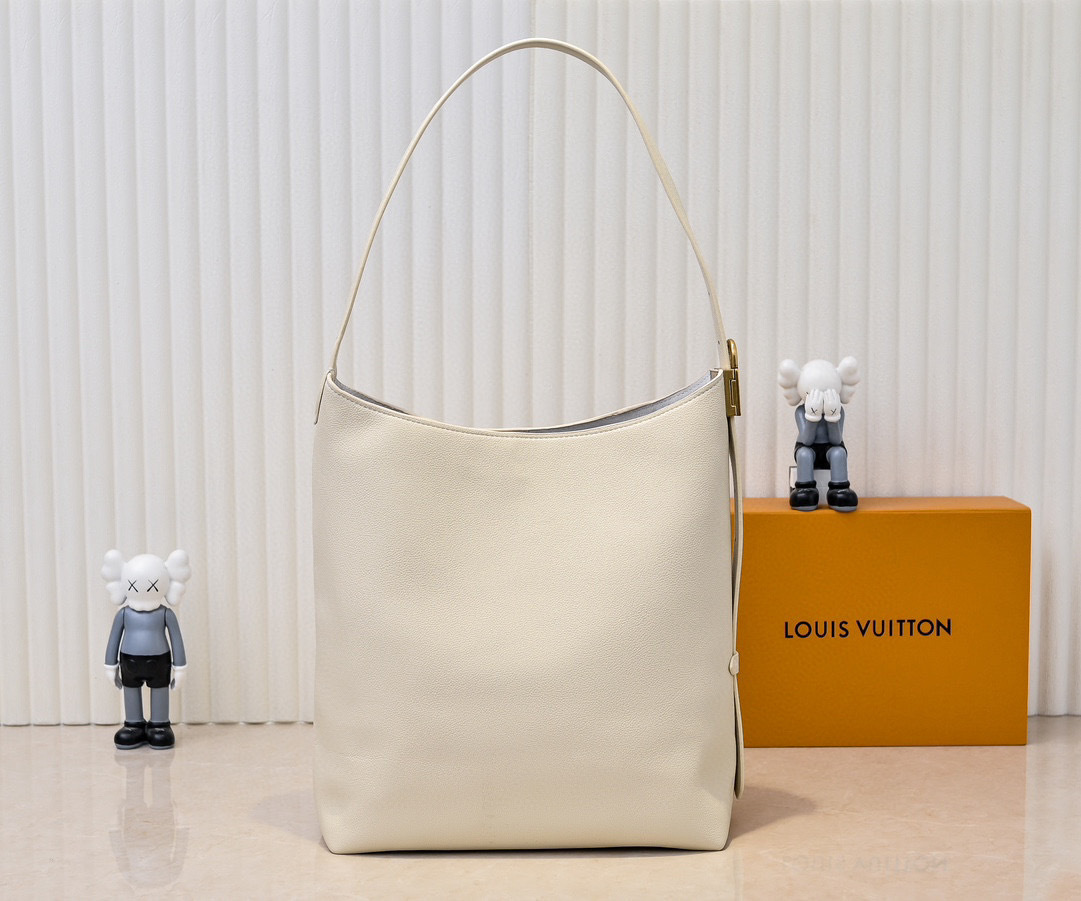 L0vis Vvtt0n Low Key Hobo MM Beige For Women M25022 12.2in/31cm