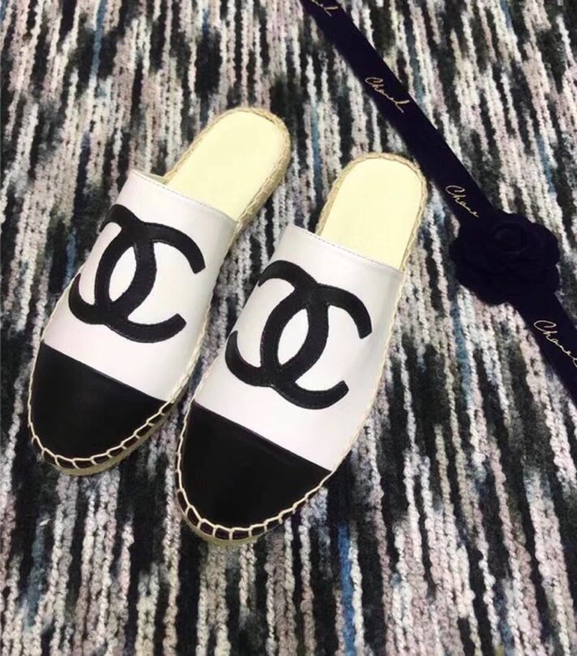 Ch**el Mule Espadrille Slides White/Black For Women, Women’s Shoes
