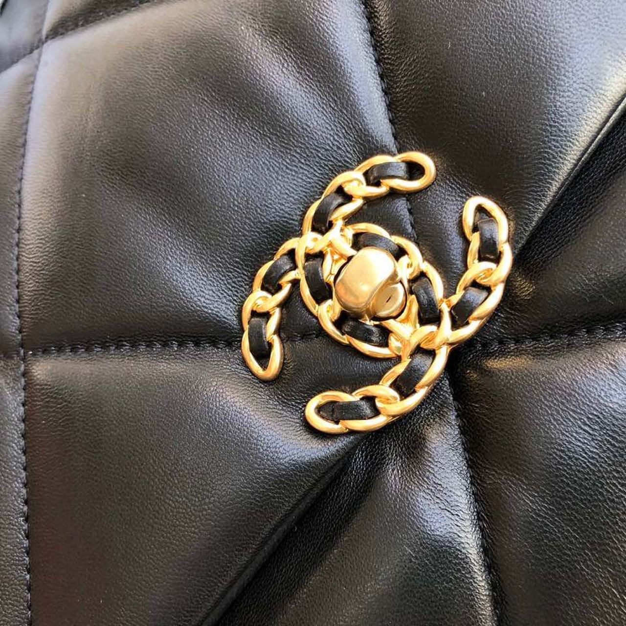 Ch**el 19 Maxi Handbag Black For Women, Women’s Bags, Shoulder And Crossbody Bags 14in/36cm AS1162 B04852 94305