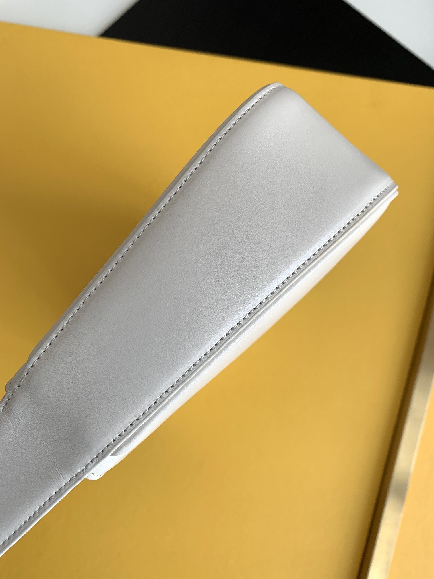 Sa1nt Lau*nt LE 5 À 7 Hobo Bag White Material For Women 9in/23cm Y51 6572282R20W9207