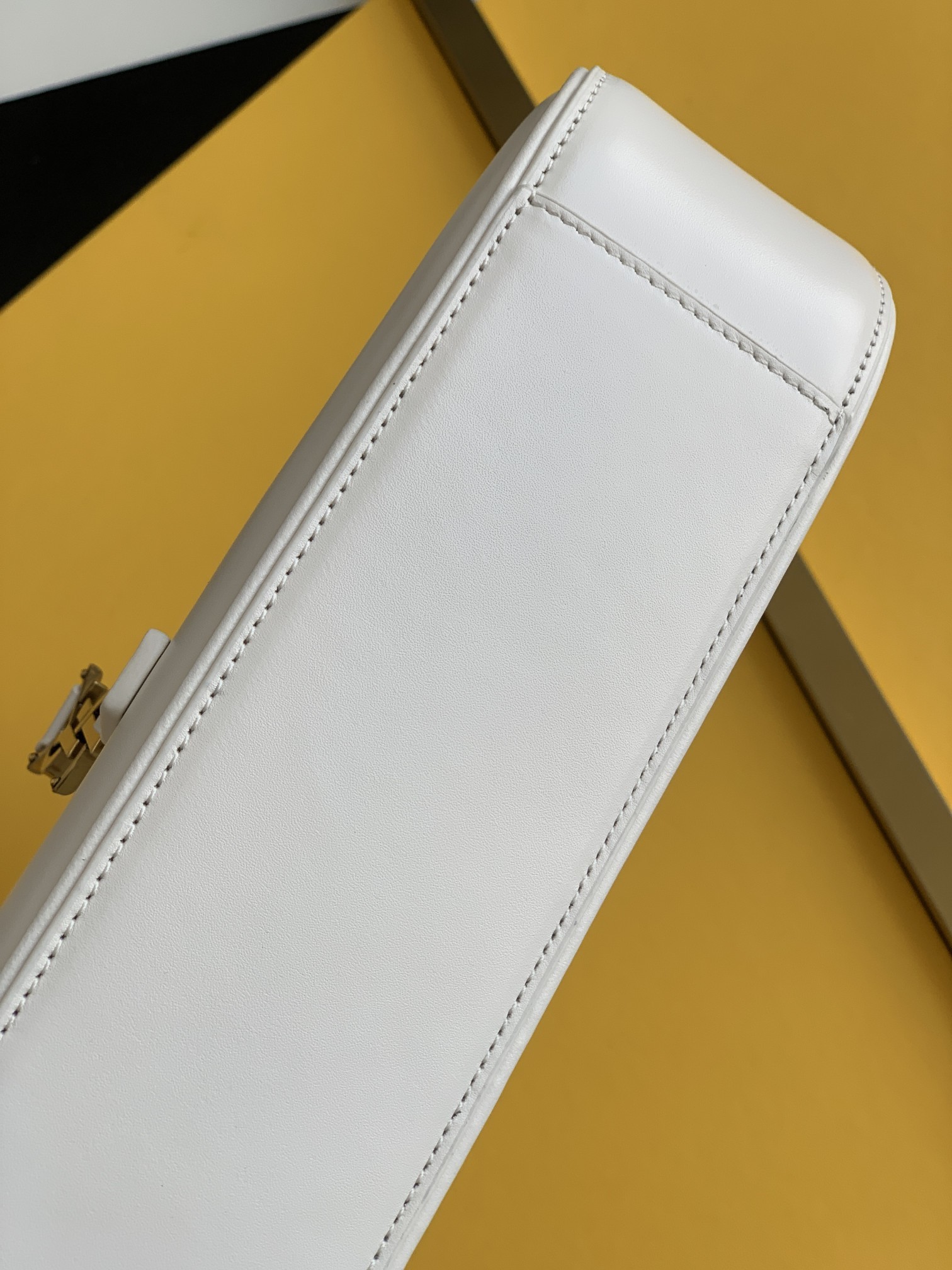 Sa1nt Lau*nt LE 5 À 7 Hobo Bag White Material For Women 9in/23cm Y51 6572282R20W9207