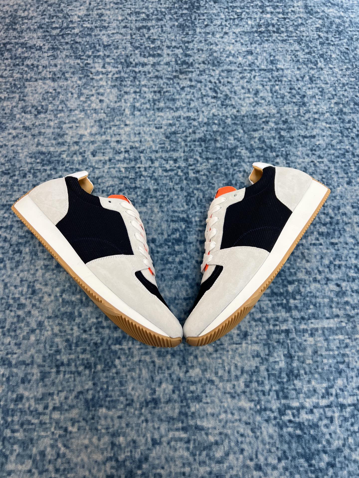 H**me5 Escape Sneaker Black/White For Men