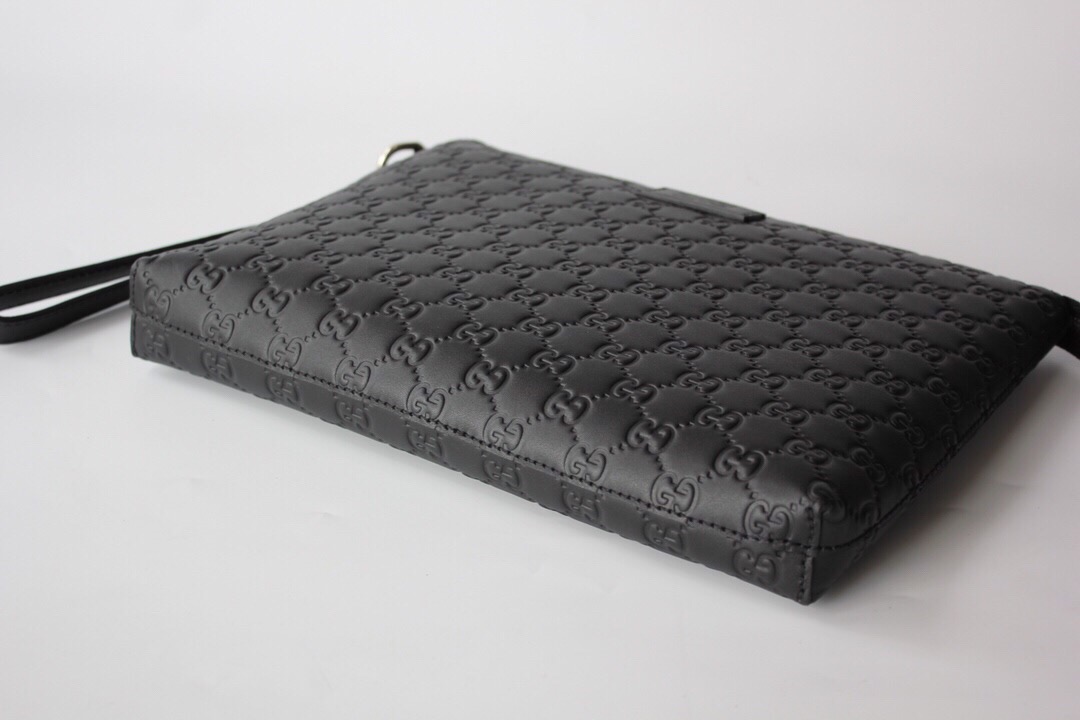 Gvc*1 Animalier Pouch Full Black For Men, Men’s Pouch 12in/30.5cm GG