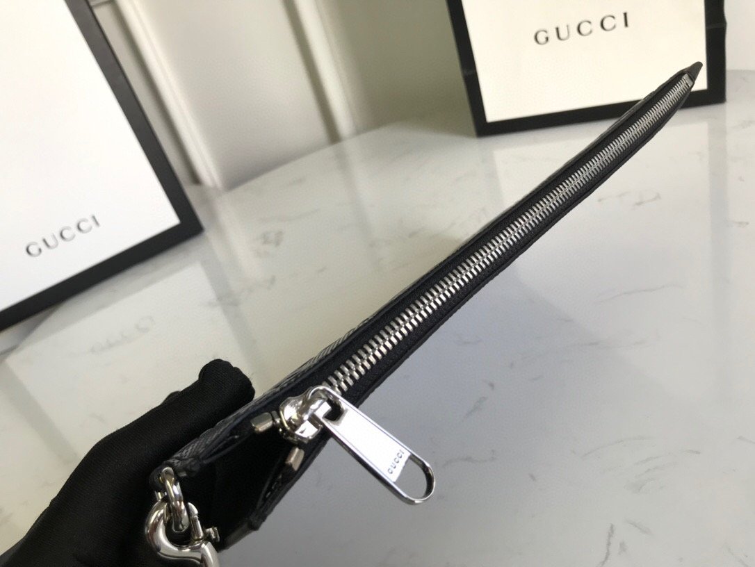 Gvc*1 GG Embossed Pouch Black For Men, Men’s Pouch 12in/31cm GG 625569 1W3AN 1000