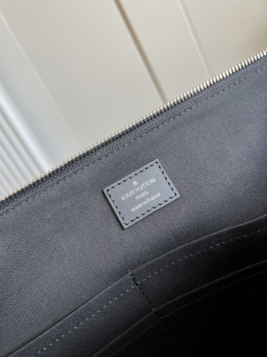 L0vis Vvtt0n Porte Documents Jour Business Bag Damier Graphite For Men, Men’s Bags, Shoulder And Crossbody Bags 14.6in/37cm LV N48260