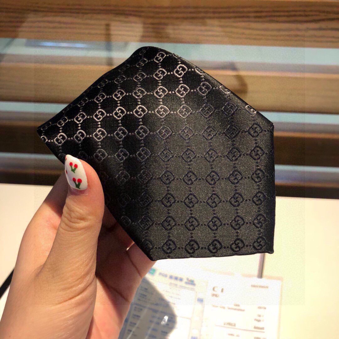 Gvc*1 GG Pattern Silk Tie Black GG Men Tie 456520 4B002 1000