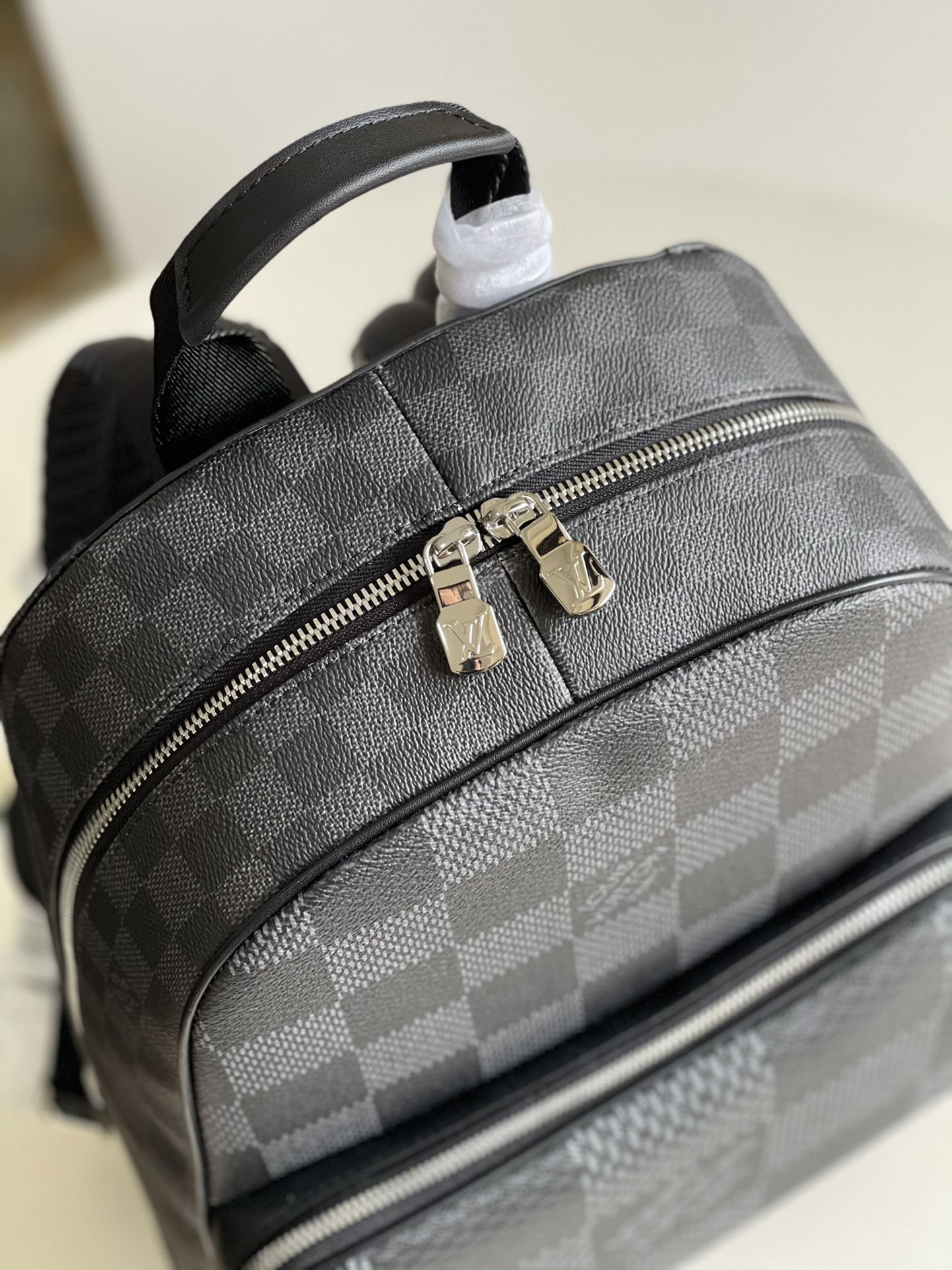 L0vis Vvtt0n Campus Backpack Damier Graphite 3D Canvas Grey For Men, Men’s Bags 39cm LV N50009