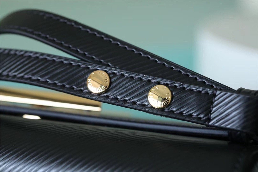 L0vis Vvtt0n Twist MM Bag, Shoulder and Cross Body Bags For Women Black / Fuchsia 9.1in/23cm LV M59885