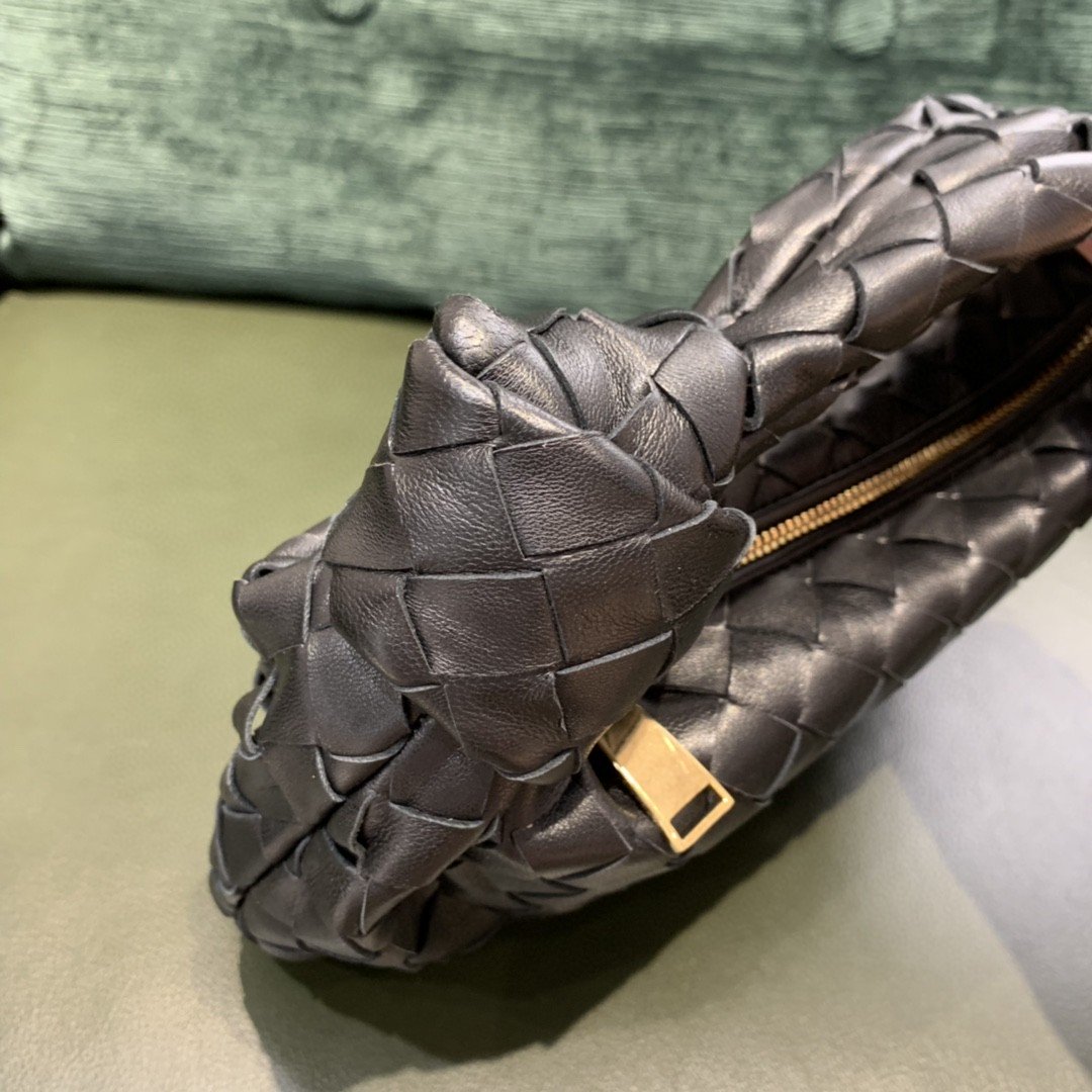 B0tt*ga Ven*ta Mini Jodie Bag For Women 11in/28cm In Chocolate