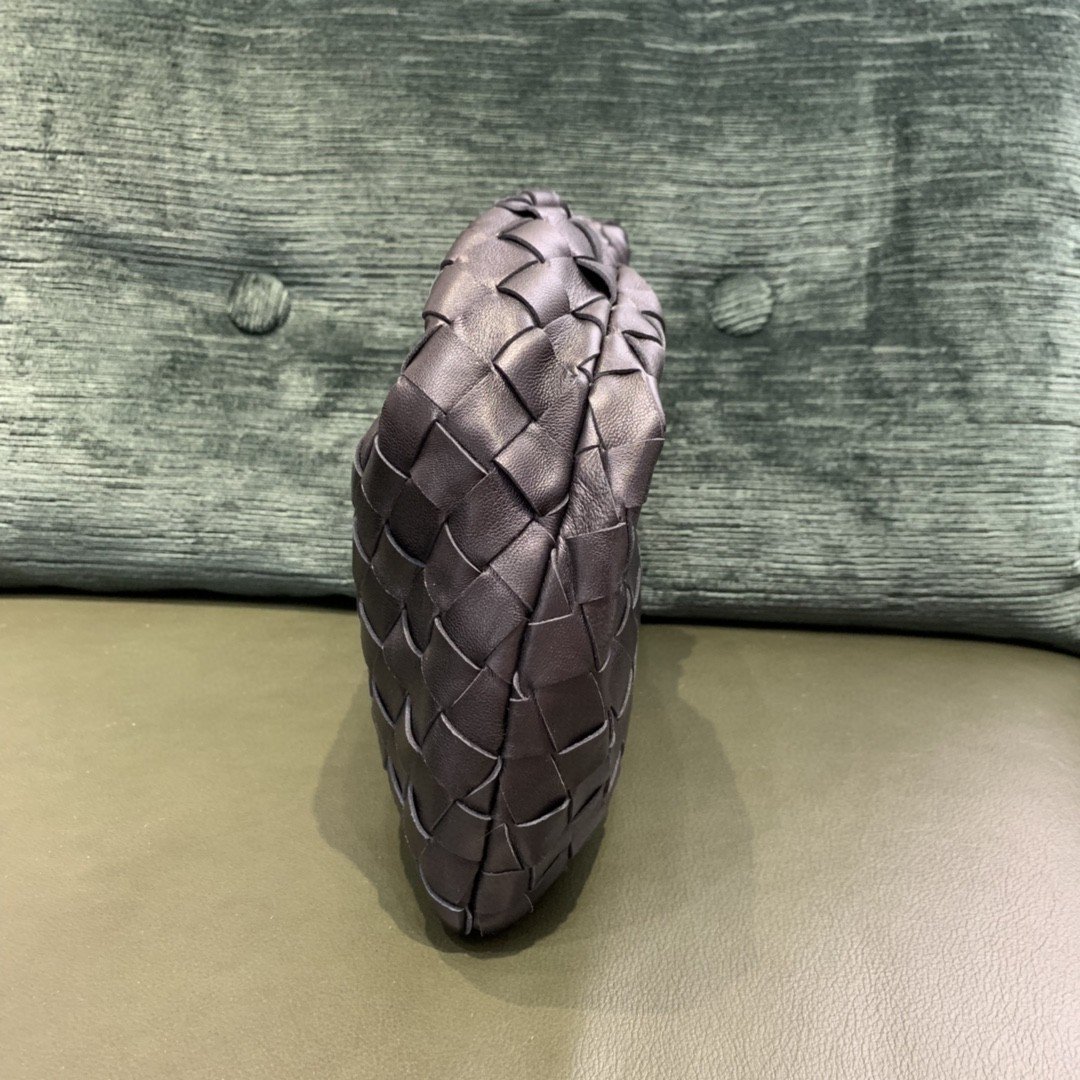 B0tt*ga Ven*ta Mini Jodie Bag For Women 11in/28cm In Chocolate