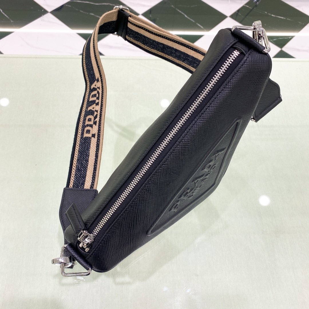 Pra*a Saffiano Triangle Bag Black For Women, Women’s Bags 11in/28cm 2VH155_2FAD_F0002_V_OOO