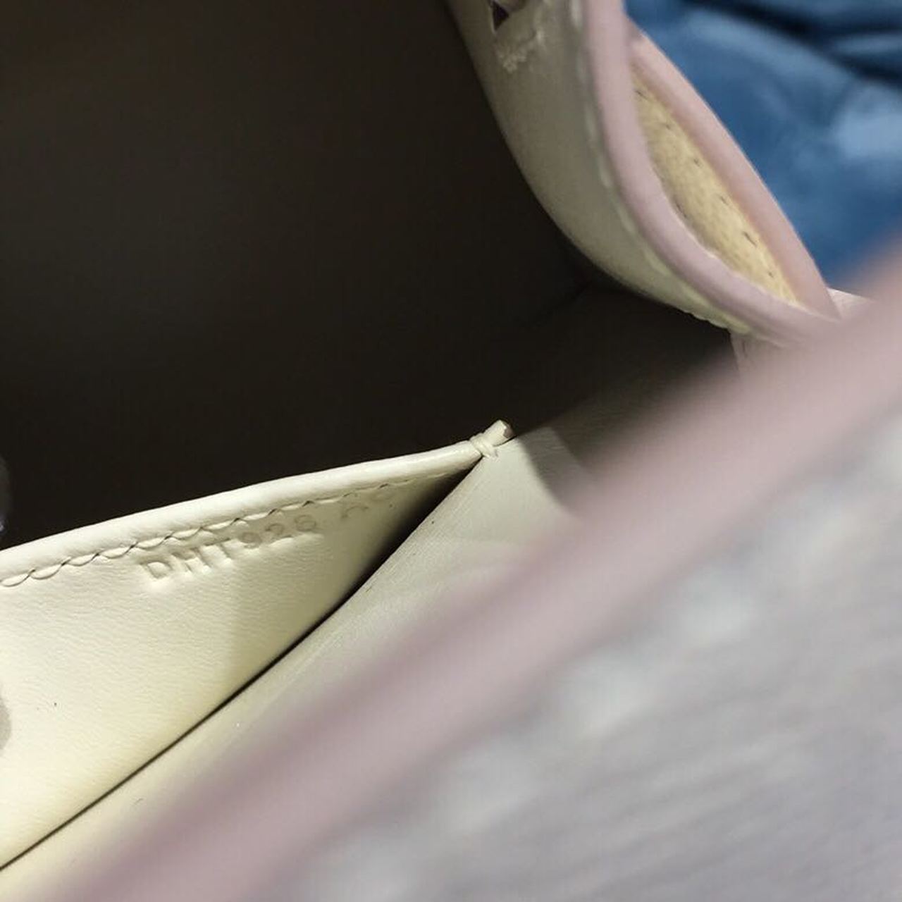 H**me5 Mini Kelly Craie For Women Gold-Toned Hardware 7.5in/19cm