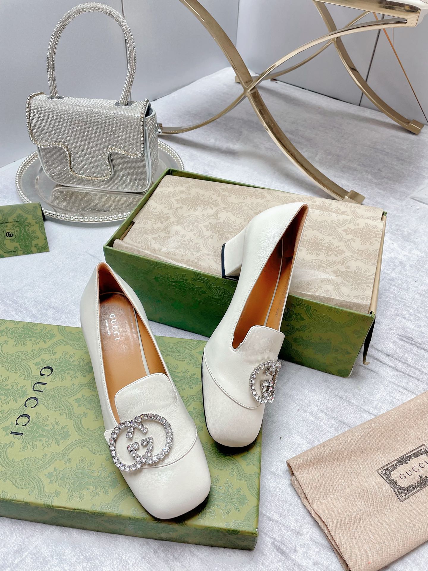 Gvc*1 Women’s Mid-Heel Pump With GG Logo White For Women GG