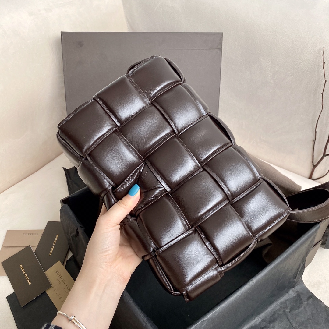 B0tt*ga Ven*ta Padded Cassette Bag For Women 10.2in/26cm In Fondant 591970VCQR12132