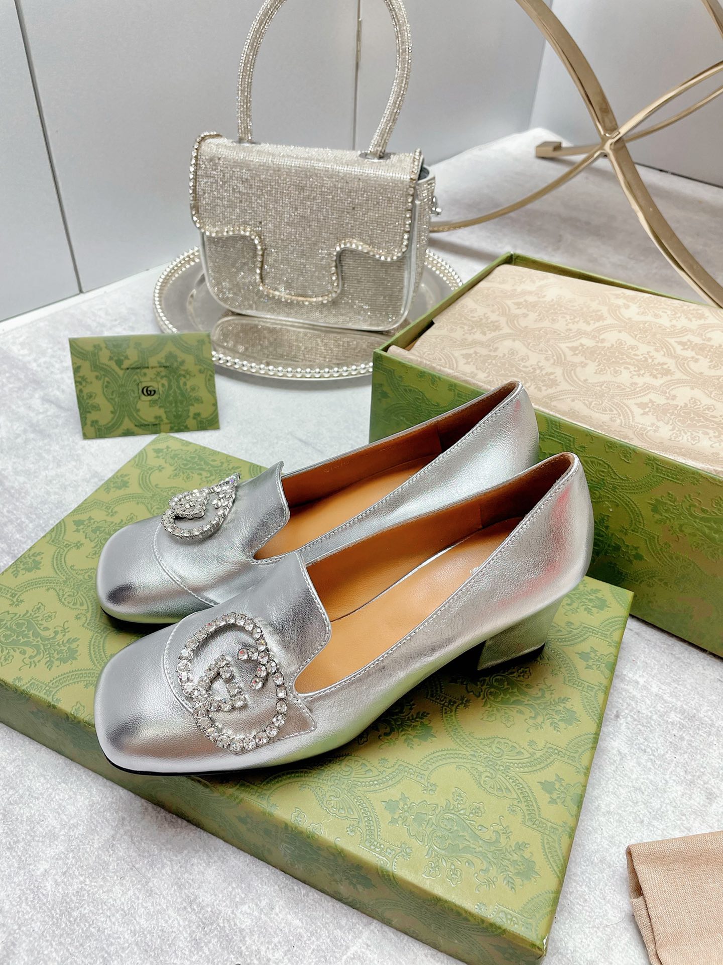 Gvc*1 Women’s Mid-Heel Pump With GG Logo Silver For Women GG