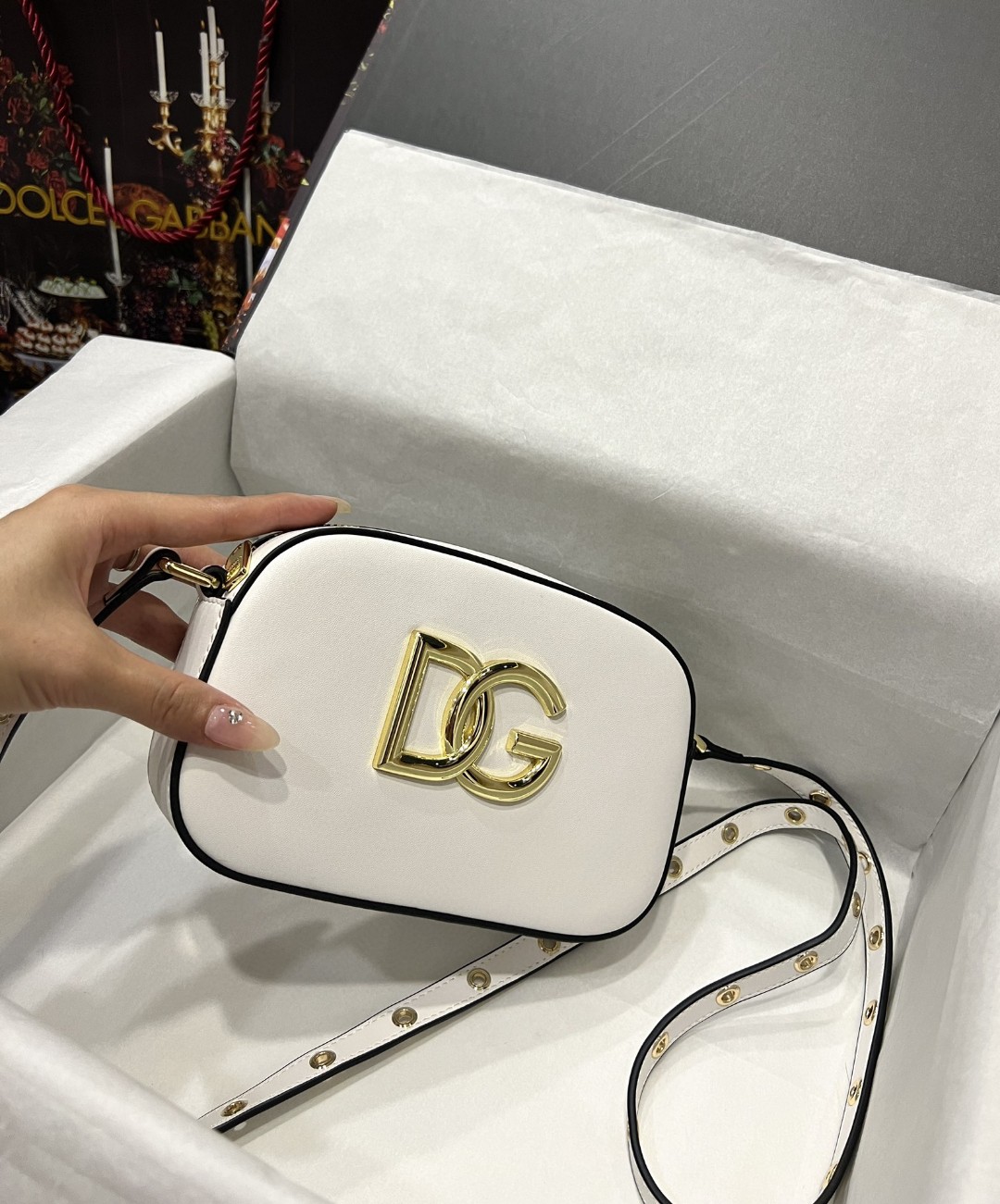 Dolce & Gabbana Crossbody 3.5 Bag White For Women 7.5in/19cm DG BB7095AW57680002