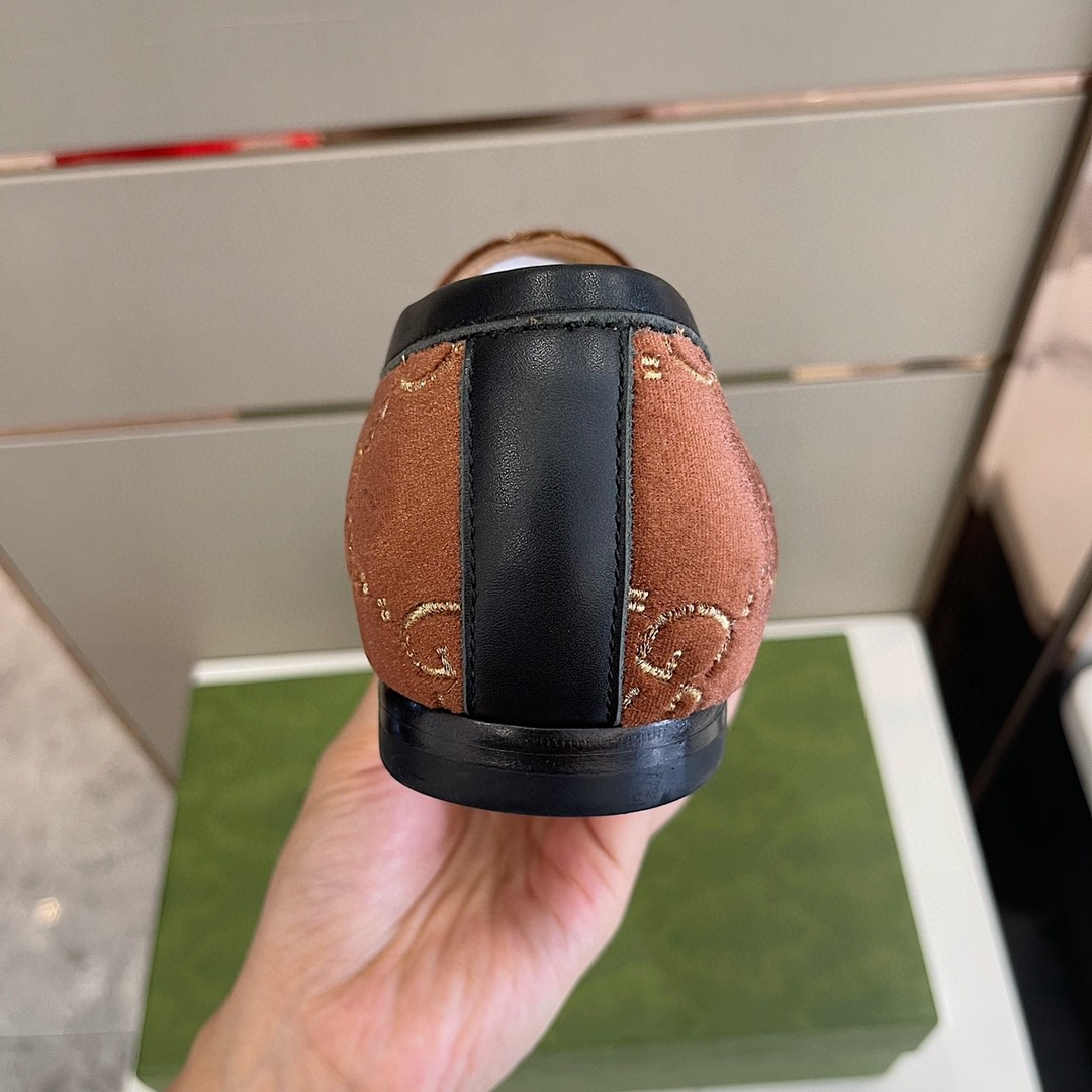 Gvc*1 Men’s Jordan GG Velvet Loafer Brown For Men 430088-9JT80-2091