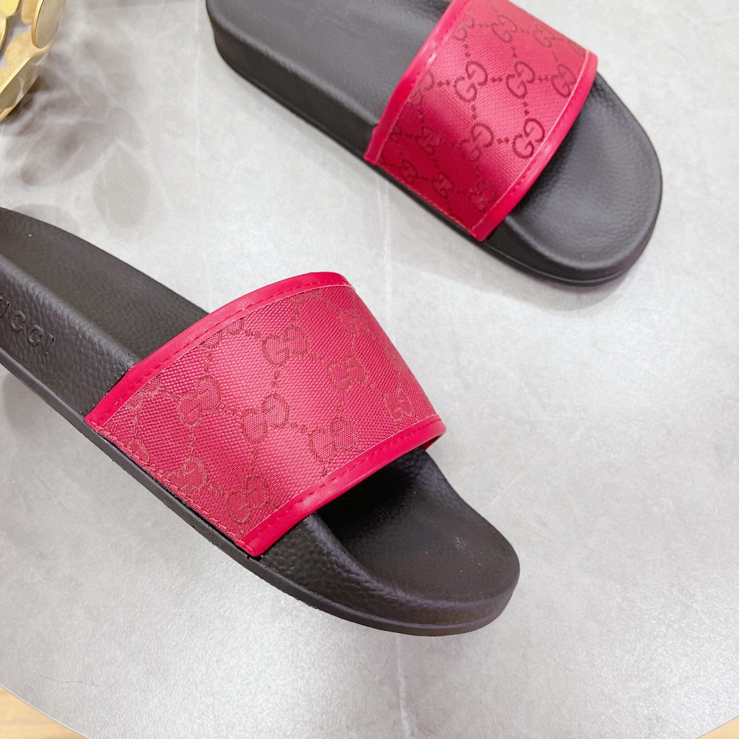 Gvc*1 Men’s GG Slide Sandal Red For Men 407345