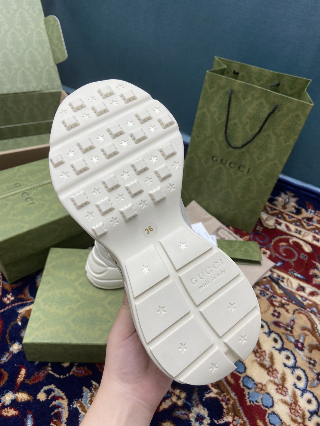 Gvc*1 Men’s Rhyton Sneakers With Bananya White Ivory For Men 659408-2SH00-9522a