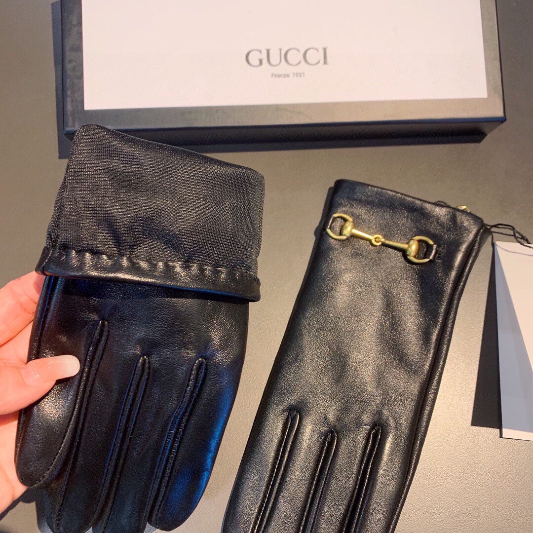Gvc*1 Gloves With Hoursebit In Black
