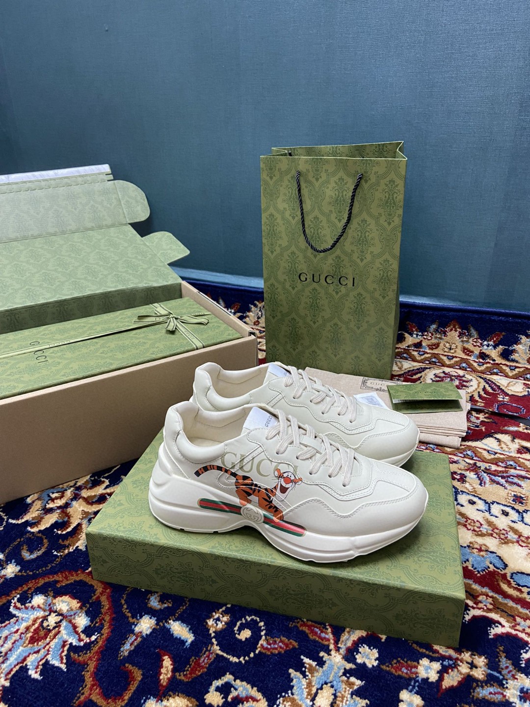 Gvc*1 Men’s Rhyton Sneakers With Gvc*1 Tiger White Ivory For Men 524990