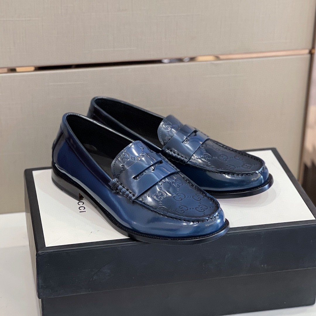 Gvc*1 Men’s GG Embossed Loafers Horsebit Blue For Men 699501