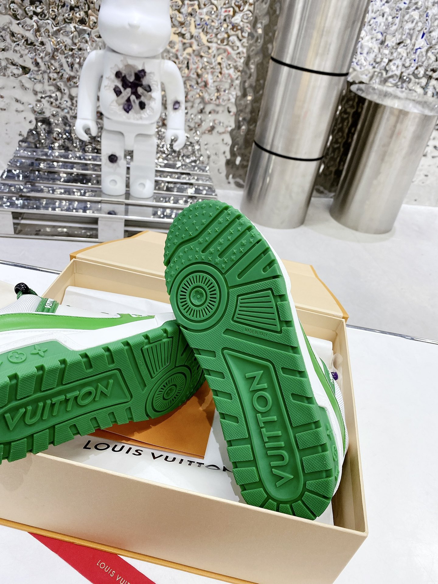 L0vis Vvtt0n LV Trainer Sneaker Green For Men LV