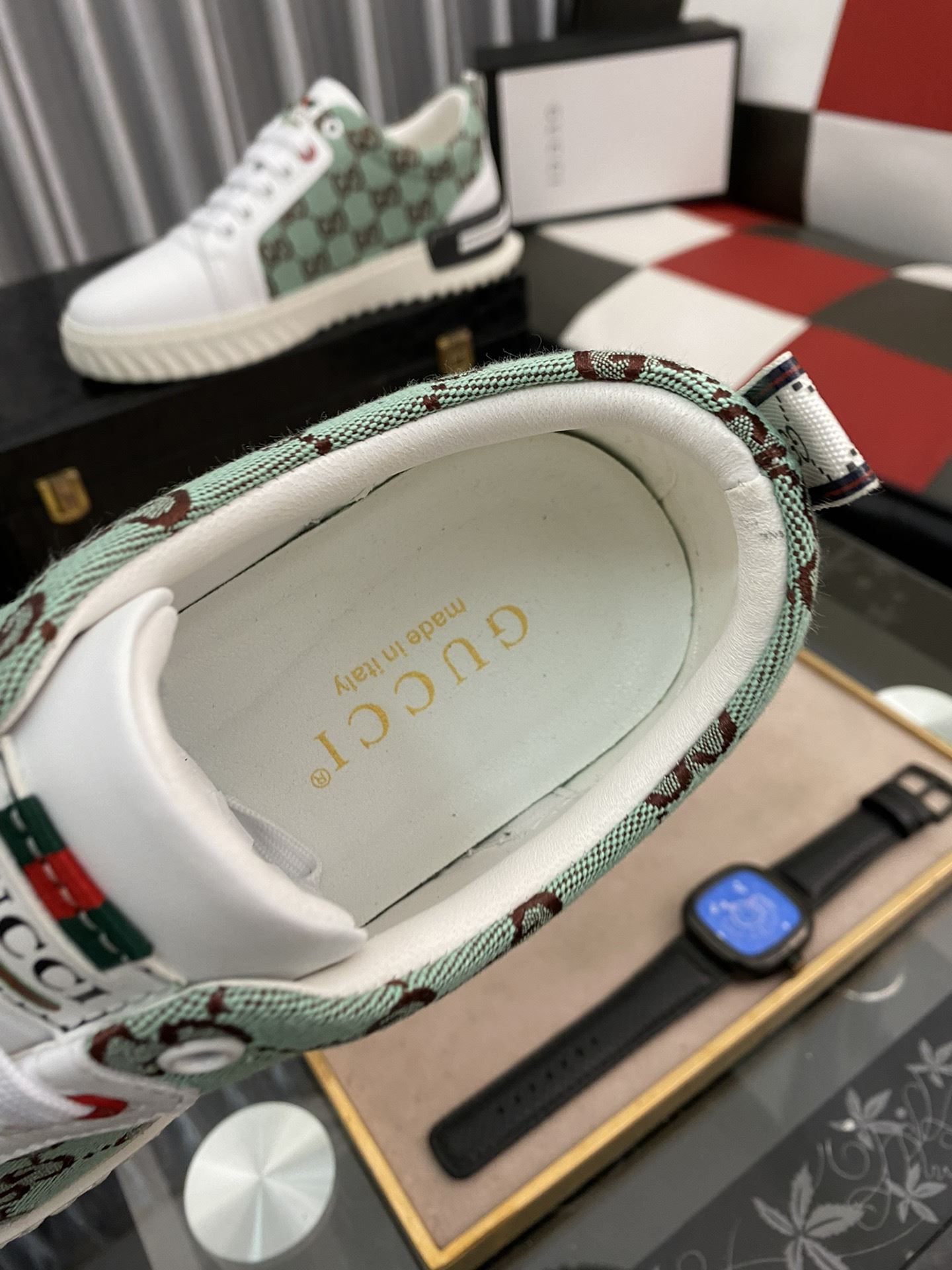 Gvc*1 Men’s GG Ace Sneaker Green And White For Men