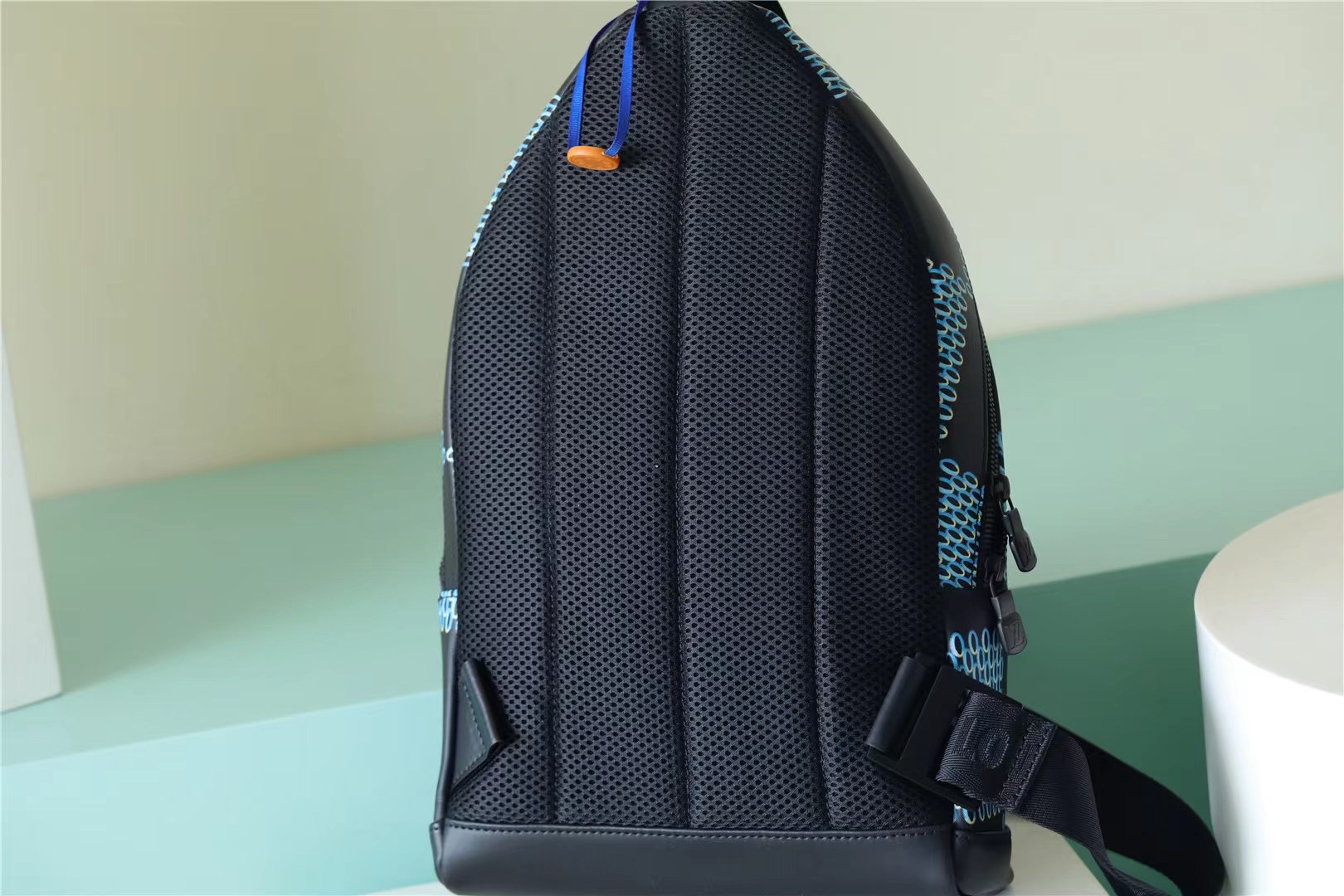 L0vis Vvtt0n Racer Damier Spray Blue For Men, Men’s Backpacks 16in/41cm LV