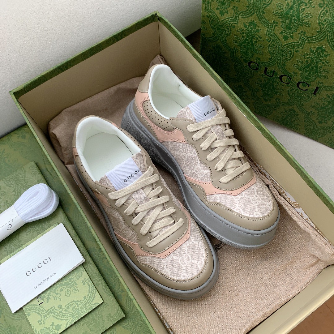 Gvc*1 Men’s GG Sneaker White And Beige Svp*me For Men ‎700775 UPG90 9595