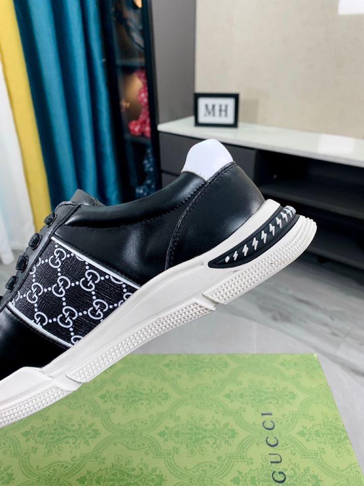 Gvc*1 Men’s GG Embossed Sneaker Chucky With Stripes Black And White For Men