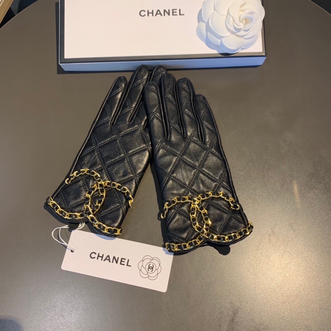Ch**el Gloves In Black