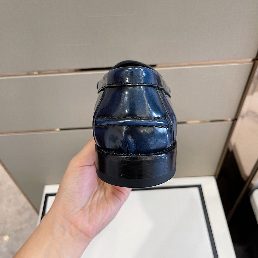 Gvc*1 Men’s GG Embossed Loafers Horsebit Blue For Men 699501