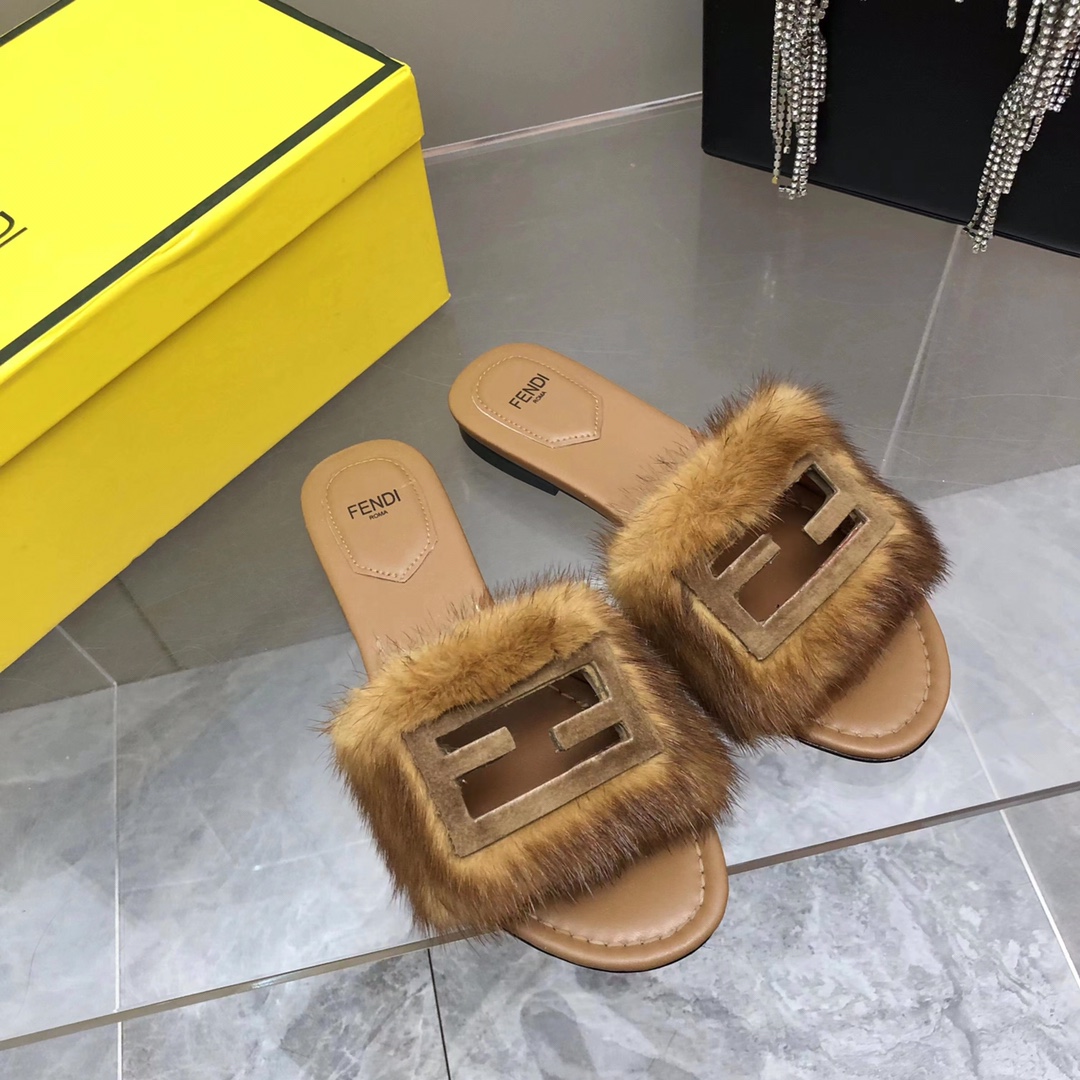 F**di Signature Brown Mink Slides For Women 8R8136AKXPF0XT6