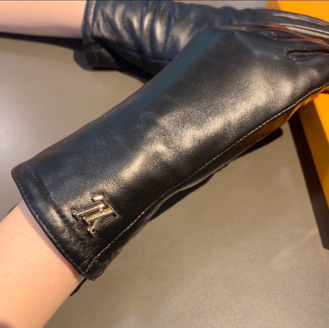 L0vis Vvtt0n Gloves In Black