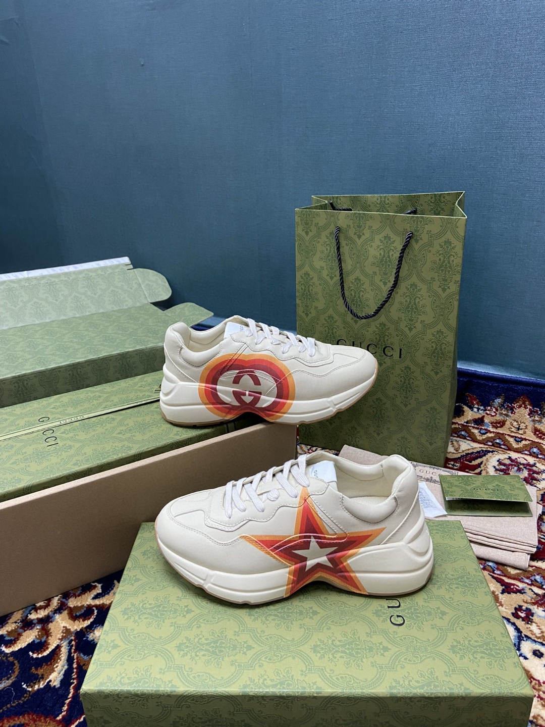 Gvc*1 Men’s Rhyton Sneakers With Logo Print White Ivory For Men 6548636 DRW00 9022