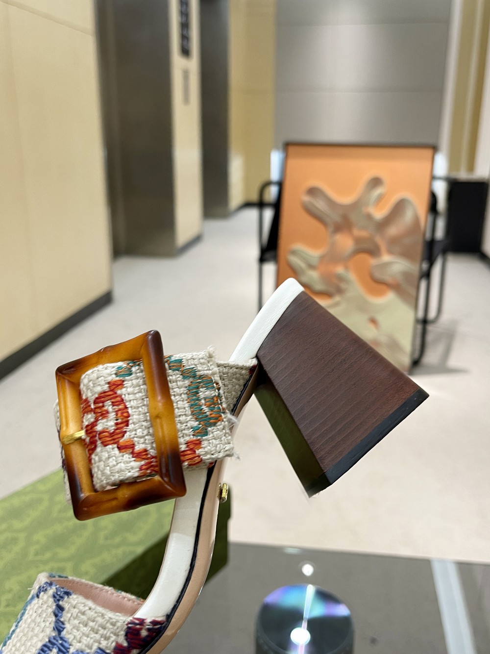 Gvc*1 Women’s Sandal With Bamboo Buckle White For Women GG