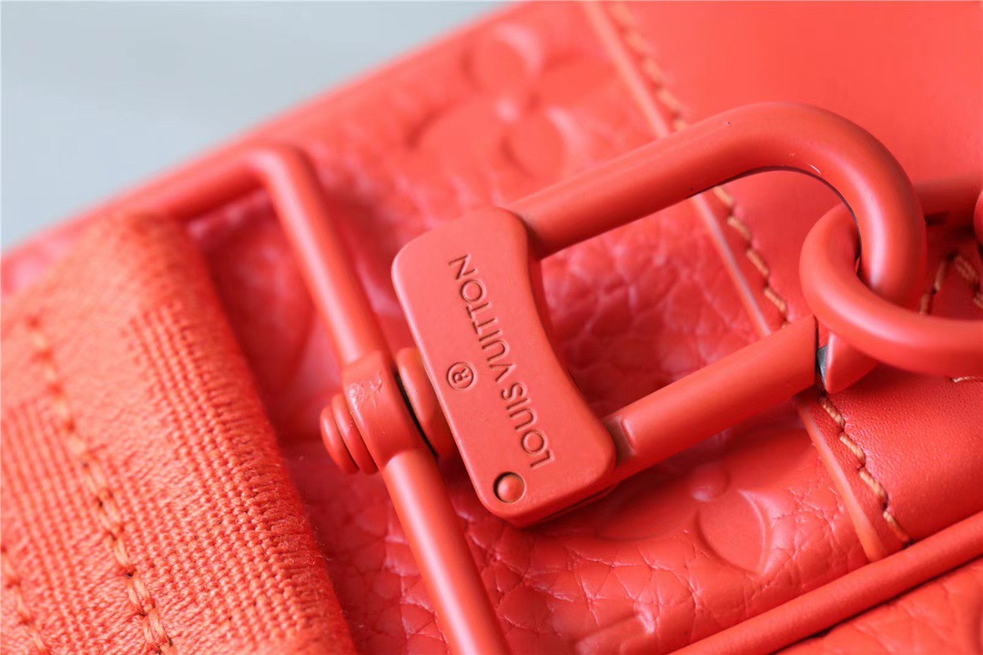 L0vis Vvtt0n S Rock Messenger Taurillon Monogram Orange For Men, Men’s Bags, Shoulder And Crossbody Bags 8.7in/22cm LV M20904