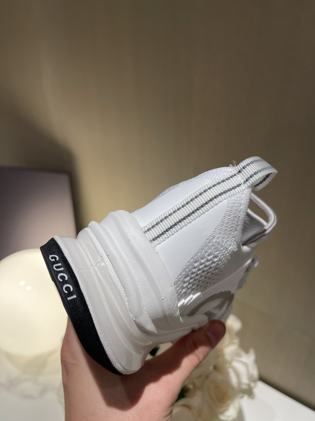 Gvc*1 Run Women’s Sneaker White For Women 680893 USM10 8475