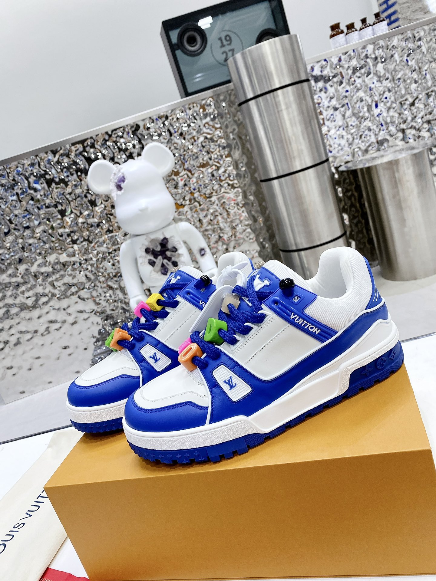 L0vis Vvtt0n LV Trainer Sneaker Blue For Men LV