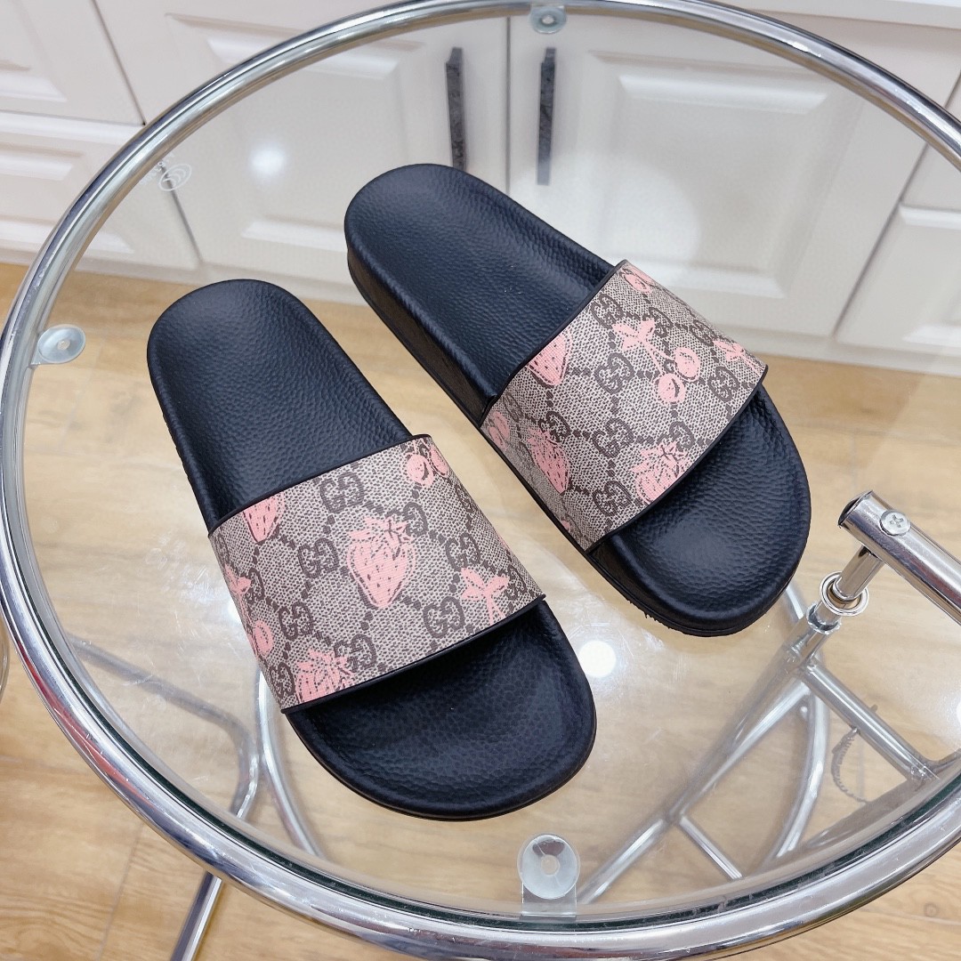 Gvc*1 Women’s GG Slide Sandal With Strawberry And Cherry Black For Women 407345