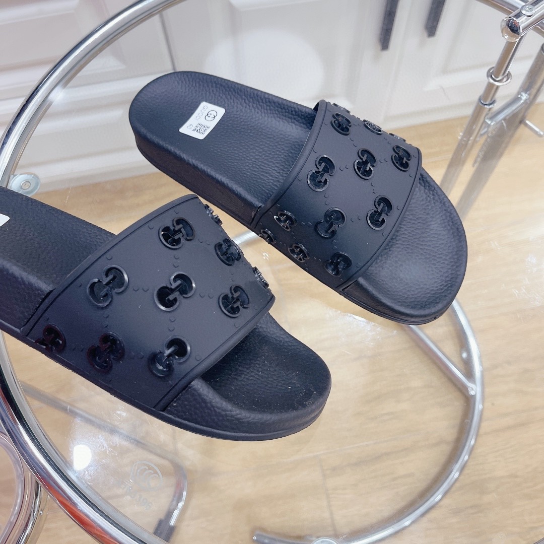 Gvc*1 Men’s Rubber GG Slide Sandals Black For Men ‎573922 JDR00 1000