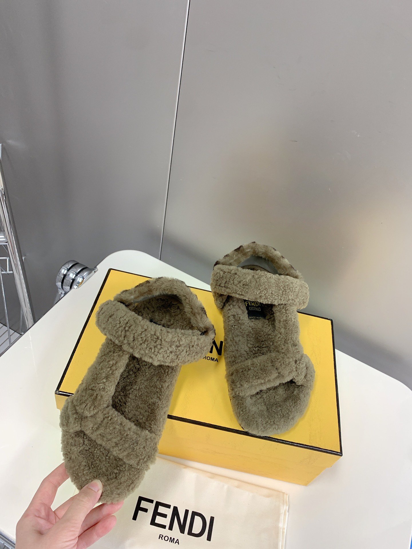 F**di First Shearling Sandal Green For Women