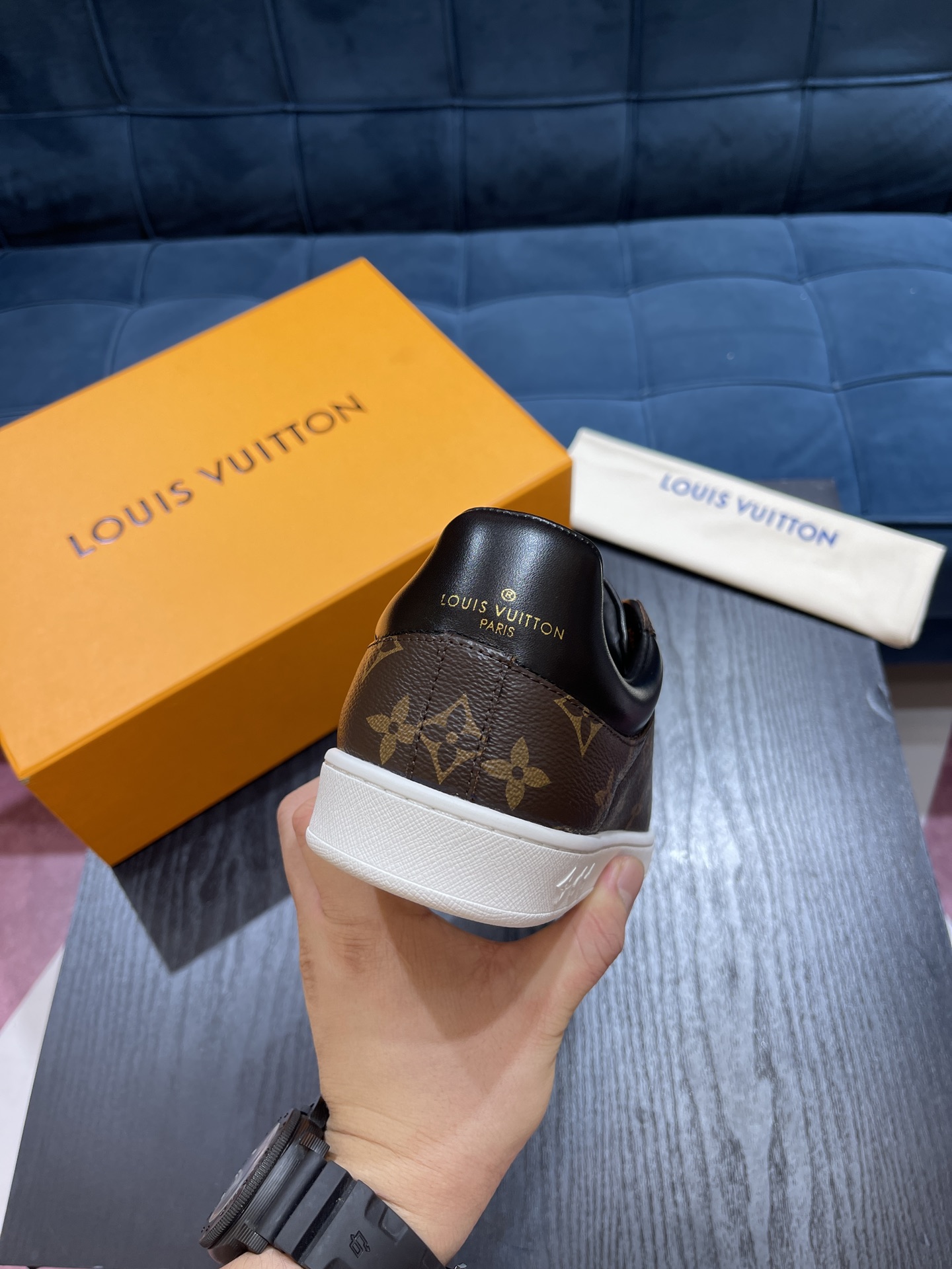 L0vis VuittionLuxembourg Sneaker Brown For Men LV 1A4PAF