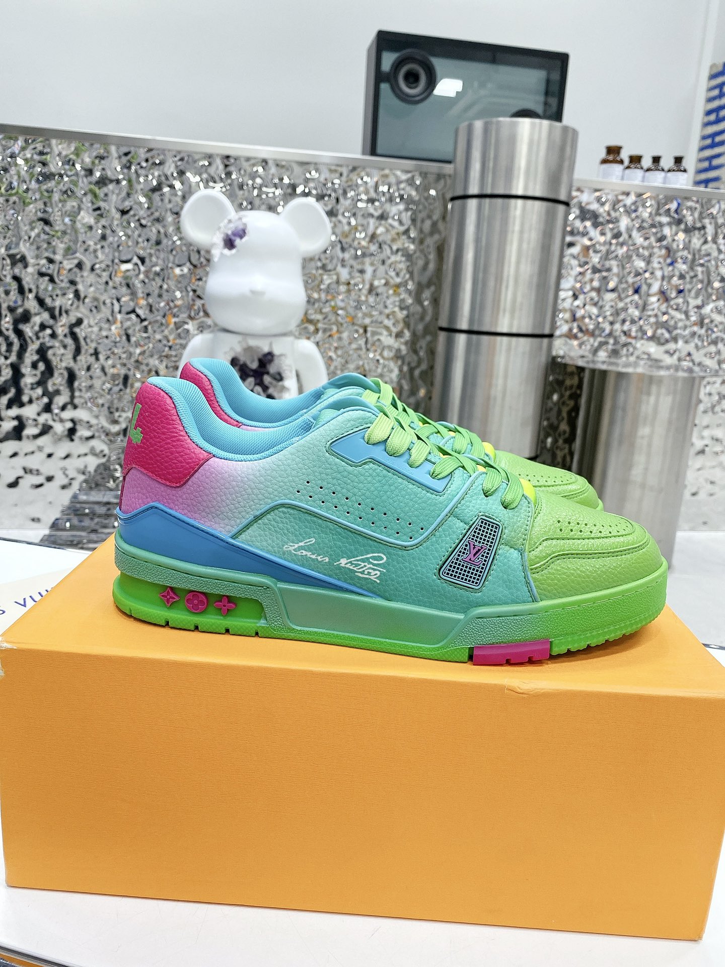 L0vis Vvtt0n Women’s LV Trainers Multicolor For Women LV