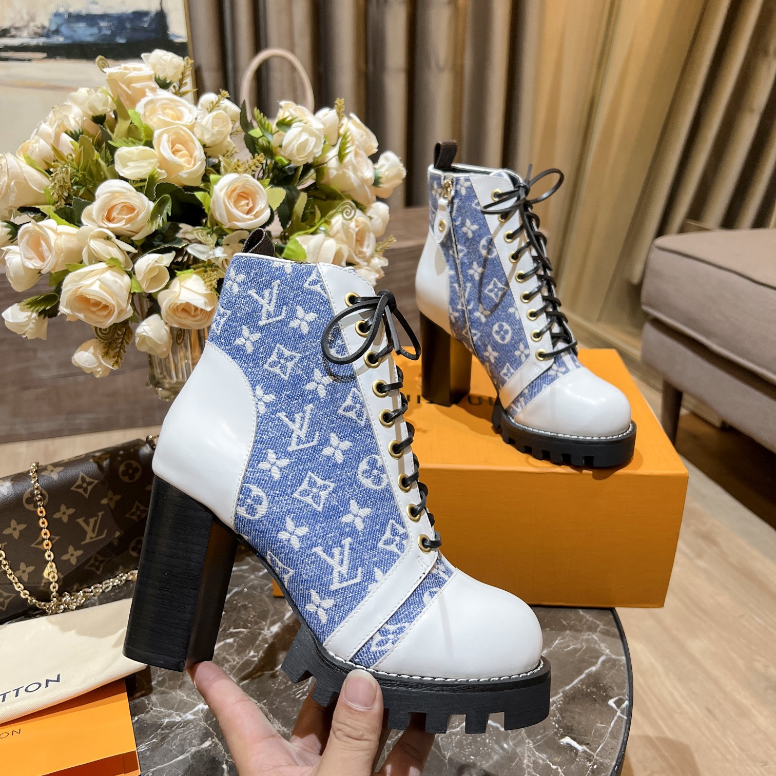 L0vis Vvtt0n Women’s Star Trail Ankle Boots Blue For Women LV